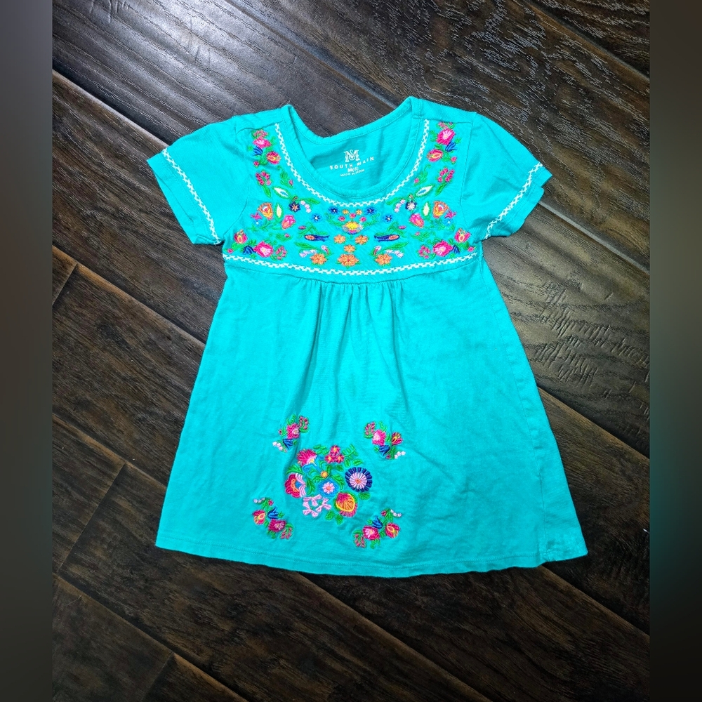 South Main Girls Embroidered Floral Dress Medium